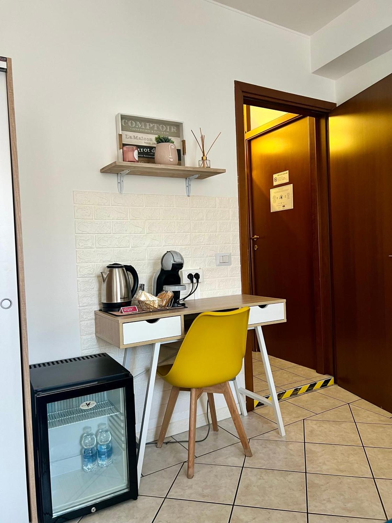 Verona Rooms Экстерьер фото