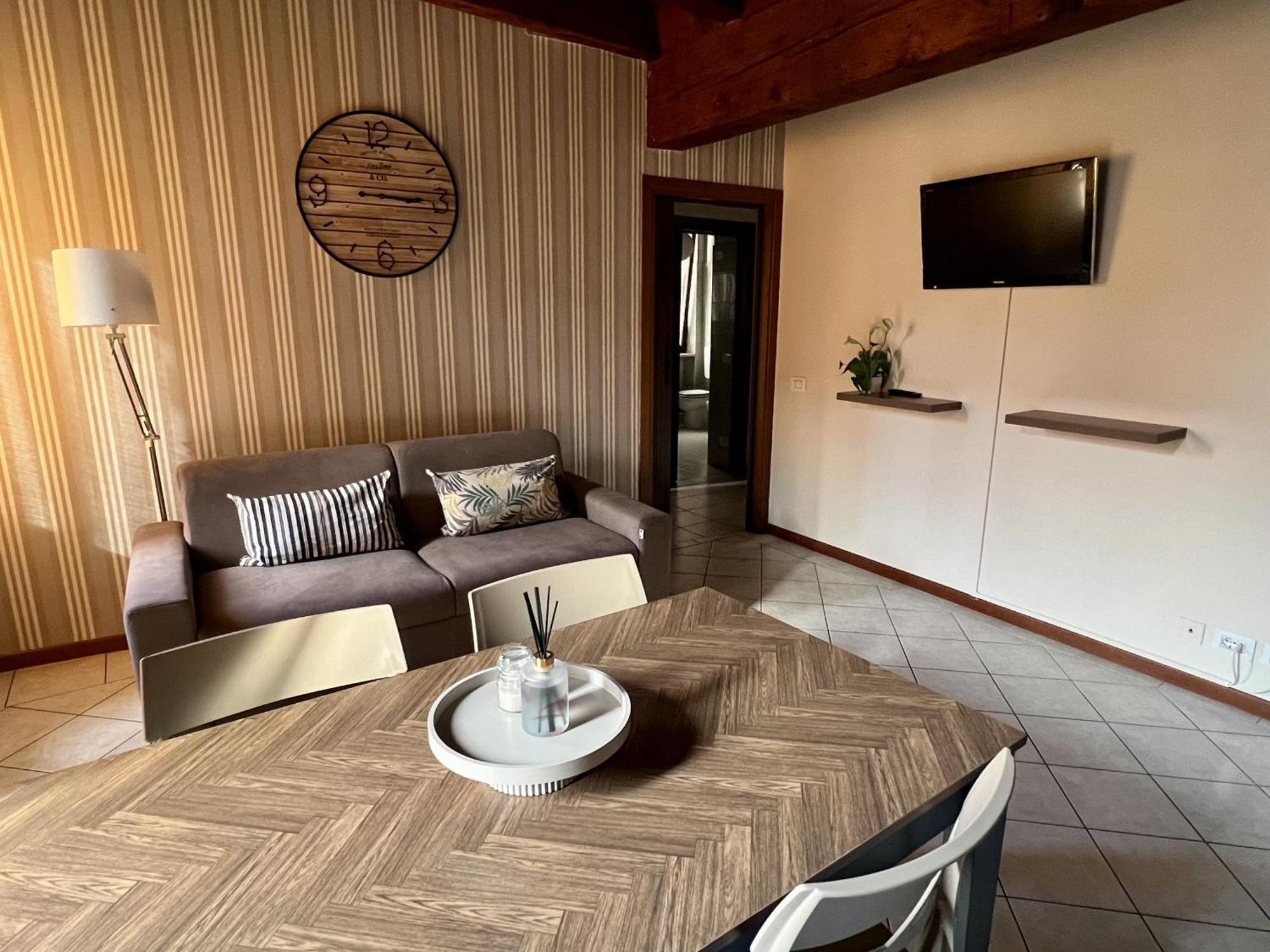 Verona Rooms Экстерьер фото